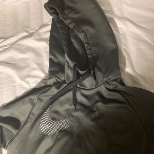 men’s grey nike hoodie